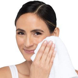 Wie du deine Haut nach einem Peeling pflegst